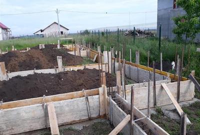 Teren intravilan cu proiect , autorizatie de constructie si fundatie in zona spi - 7