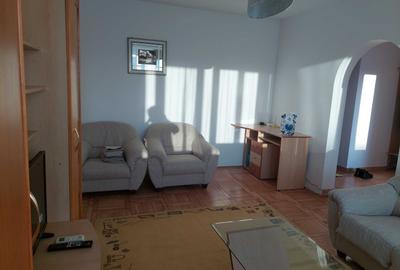 Închiriez apartament 2 camere, Piața Muncii, renovat - 1