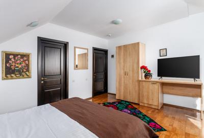 Casa de vacanta sau locuinta - 5 camere, 5 bai, 1300mp, langa Gura Humorului - 16
