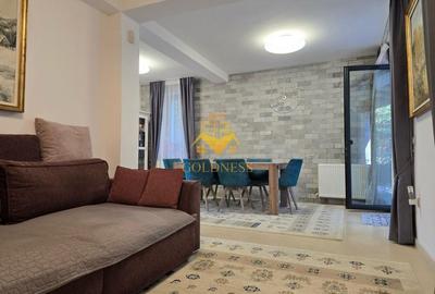 Casă modernă de vânzare, curte, 6 camere, parcare, Zona Vivo, Florești - 5