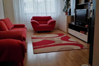 Apartament cu 3 camere decomandat, mobilat în Drumul Taberei