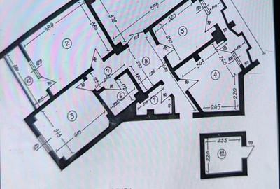 Apartament cu 4 camere decomandat în Unirii