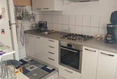 Casa singur in curte zona Astra - 17