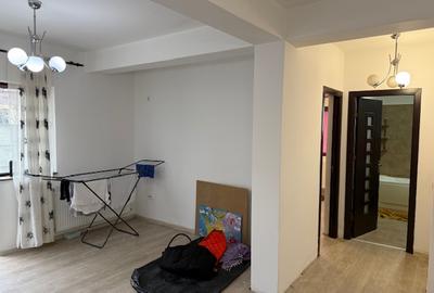 VANZARE AP 2 CAM IN VILA - 3