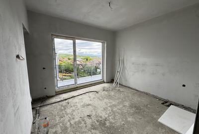 Casa individuala, 140 mp, 4 camere, teren liber 300 mp, Dezmir - 3