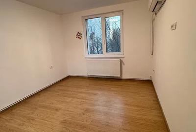 Basarabia Herta Apartament 3 camere - 1