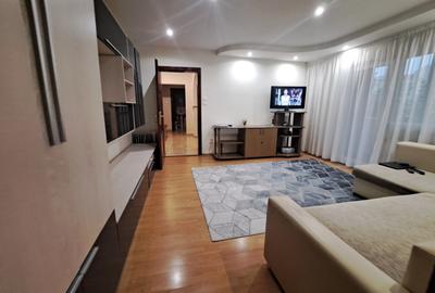 Apartament cu 3 camere, etaj 1, de vanzare, Nufarul, Oradea, Bihor - 2