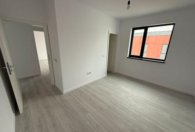 Bloc Nou. Braytim.  Aproape de Lidia. Doua bai. Finalizat. - 8