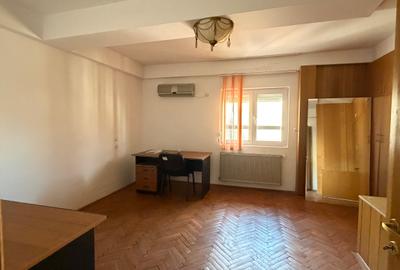 Piata Romana, 5 camere nemobilate, etaj 4/P+5, 115mp - 5