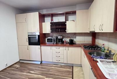 Apartament de vânzare, 2 camere, 72 mp, zona Piața Abator - 15
