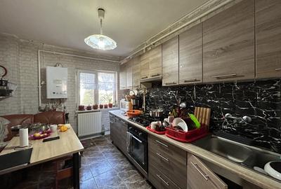 Apartament 4 camere, decomandat, etajul 1, 2 bai, zona Steaua - 10