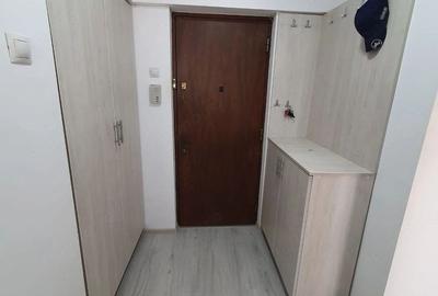 Închiriere Apartament cu 2 camere decomandat, 2 min metrou, parcare, 2 AC - 6