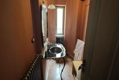 Vila istorica de vanzare in zona *Unirii* | 21 camere | curte, garaj - 34