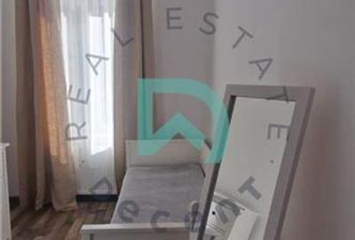 Apartament  la casa 3 camere, Bd. 15 Noiembrie - 15