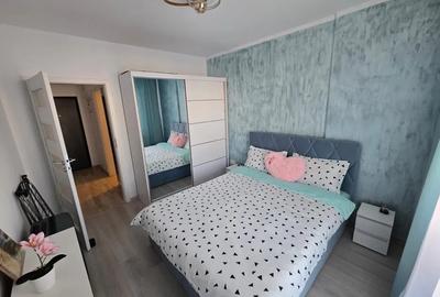 Apartament cu 2 camere semidecomandat, mobilat în Central