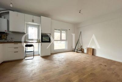 Apartament cu 2 camere semidecomandat, mobilat în Soarelui