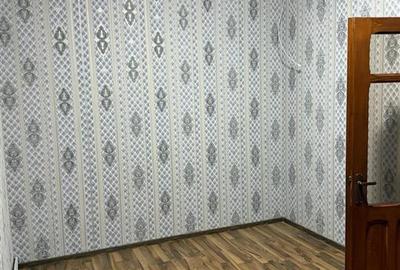Casa zona centrala, 5 camere,  compusa din doua apartamente, chirpic si caramida - 9