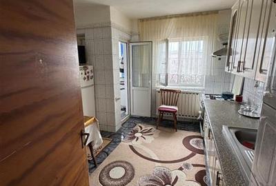 Vanzare Apartament 3 Camere Decomandat Berceni-Secuilor - 1