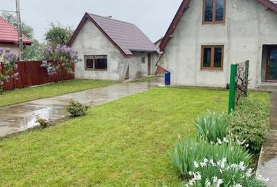 Casa la gri, comuna Girov - 1