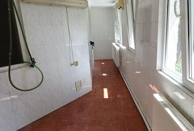 Apartament cu 2 camere semidecomandat în Viziru 1