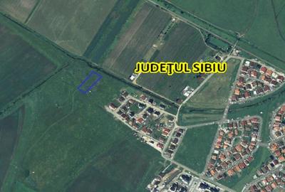 Teren Construcții intravilan de 2410 mp, în Tineretului