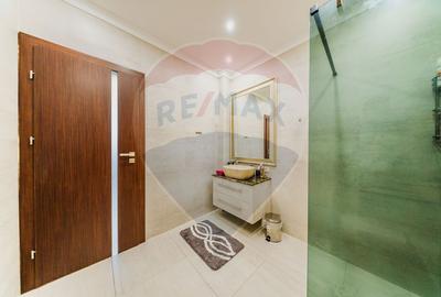Casă de lux , finisaje premium, piscină, curte amenajată –Vladimirescu - 18