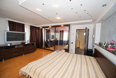 Casa de vanzare 9 camere potential investitie Cornetu teren 1200mp - 18