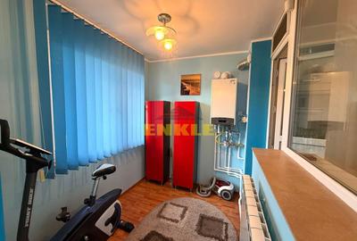 Apartament de închiriat cu 1 cameră, 40 mp / Etaj 1 - 5