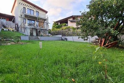 Casa zona Andrei Muresanu - 1