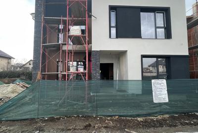 Casă Premium 5 Camere | Finisaje de Lux | Panouri Fotovoltaice | Bragadiru - 1