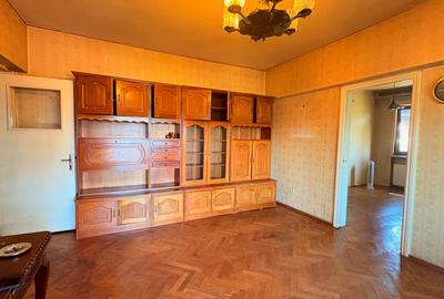 3 cam Piata Alba Iulia strada Valeriu Braniste, CENTRALA PROPRIE, etaj 4 - 1