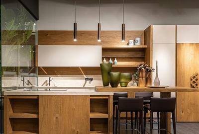 Spațiu comercial, pretabil showroom - 1