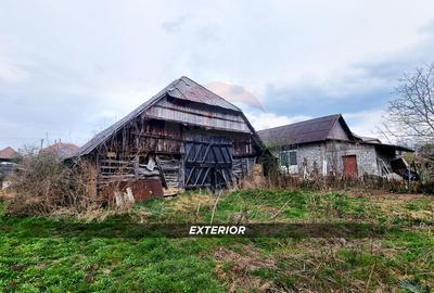 Casă din cărămidă cu teren generos de 2460 mp și anexe, în Borlești - 18