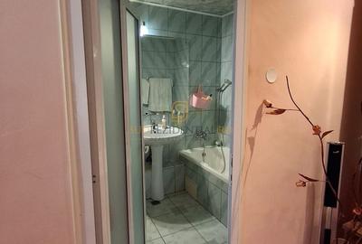 Apartament 4 camere, etaj 4/10, stradal Sos.Berceni, Sector 4 - 18