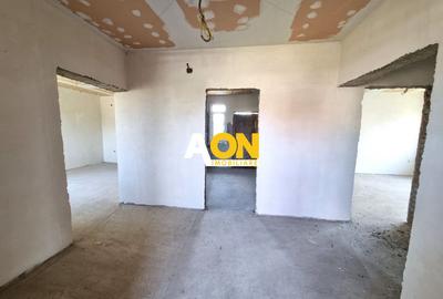 De vanzare casa semifinisata 3 camere, 608mp teren, Recea - 2