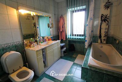 Unirii - Casa Zona Romcab -  400mp - 1259 mp teren - Garaj dublu - piscina - 29