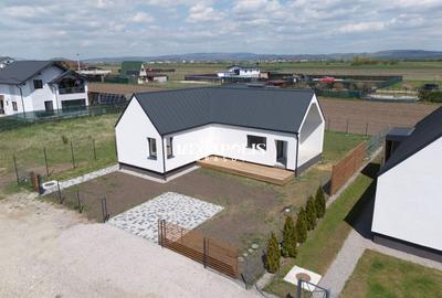 Casa Single / Structura Lemn / Finisaje Incluse - 18