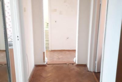 Apartament 3 decomandate Tiglina2 et3/4 ,centrala pret 76 000 euro - 8