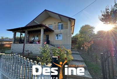 Casă individuală cu 4 camere în Cornești