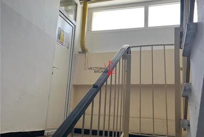2 camere Titan  Costin Georgian oferta rara! - 11