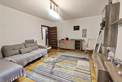 Apartament cu 3 camere decomandat în Doamna Ghica