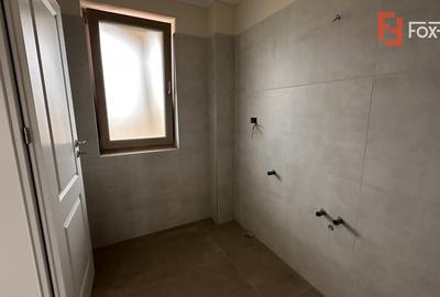 Duplex de vanzare cu 5 camere, despartit prin garaj, zona Giroc - 29