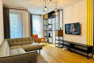 Apartament cu 3 camere decomandat, mobilat în Unirii