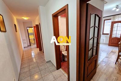 Apartament cu 3 camere decomandat, mobilat în Cetate