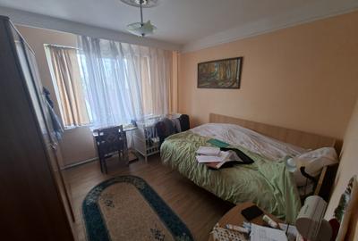 Apartament cu 3 camere decomandat, etaj 6/10, zona Alexandru cel Bun - 4