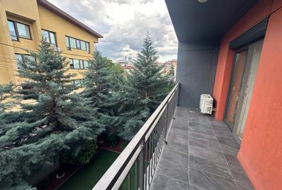 Apartament cu 2 camere semidecomandat în Aviației