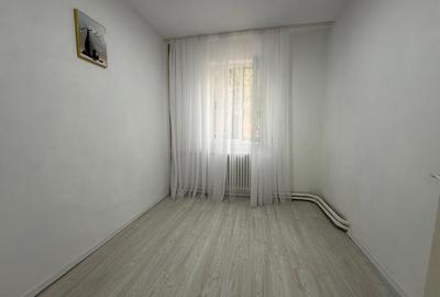 Garsoniera practica, renovata recent, 13 m, parter - Calea Buziasului - 1