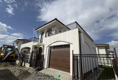 Casa 4 camere de vanzare in Dezmir - 2