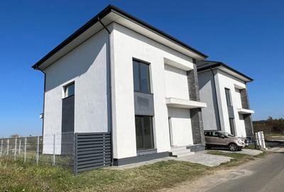 Vila Individuala Noua | 4 Camere | P+1+M | Corbeanca | Teren 500MP | - 2