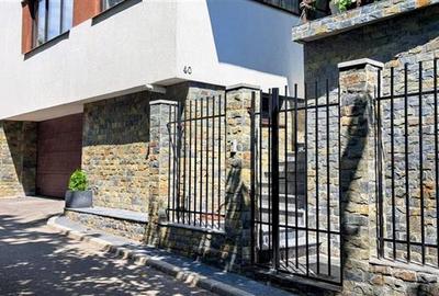 Vila in pretiosul areal: Drumul Poienii .-. Centru Istoric Medieval Brasov. - 26